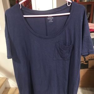 OLD NAVY boyfriend tee